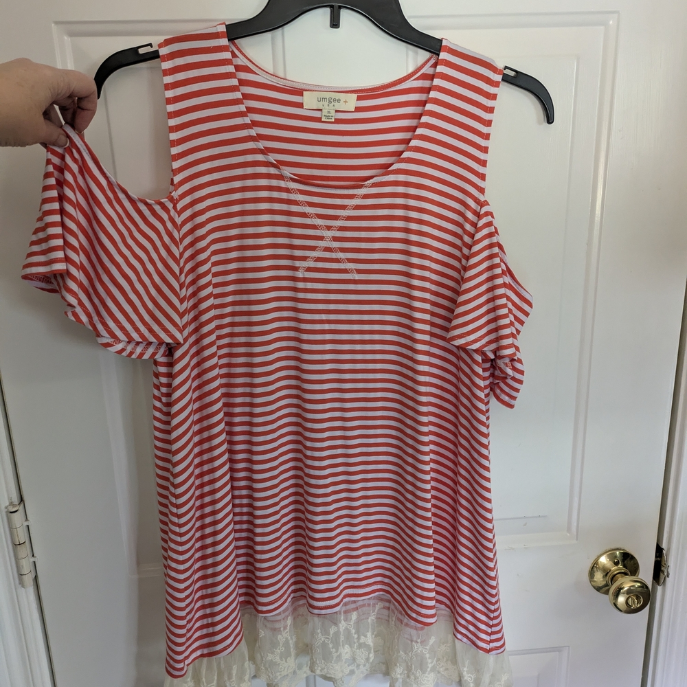 Umgee Cold Shoulder Top with Lace